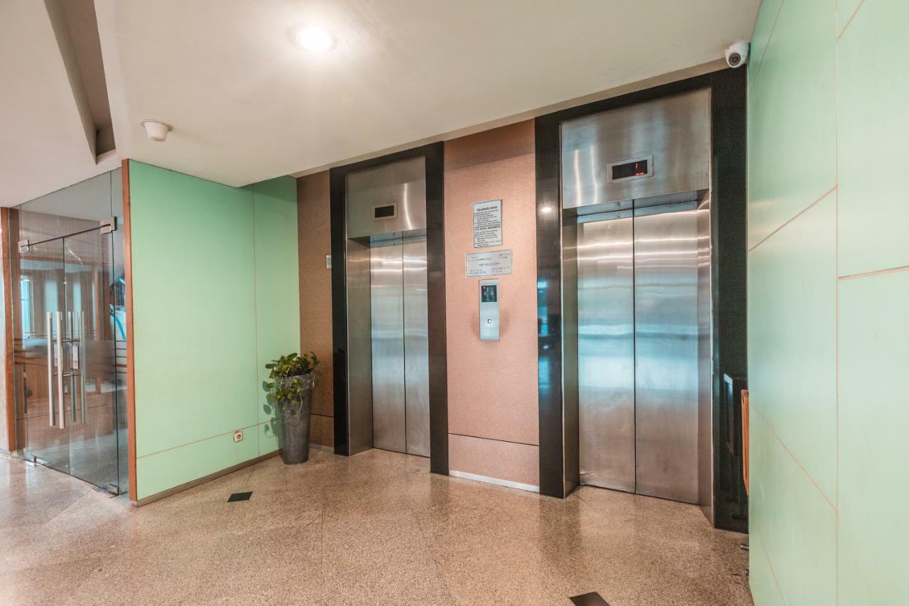 Oyo 1475 Alia Matraman Syariah Near Rs Premier Jatinergara Otel Cakarta Dış mekan fotoğraf